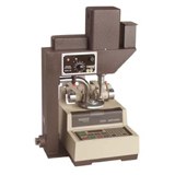 Grit Feeder