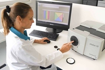 Aplicacion en farmaceutica con equipo UltraScan VIS